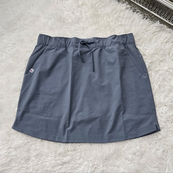 Stio Women's Vallis Skirt. COLOR -Stormy Weather. Size 10. New.Active comfort - Picture 1 of 10